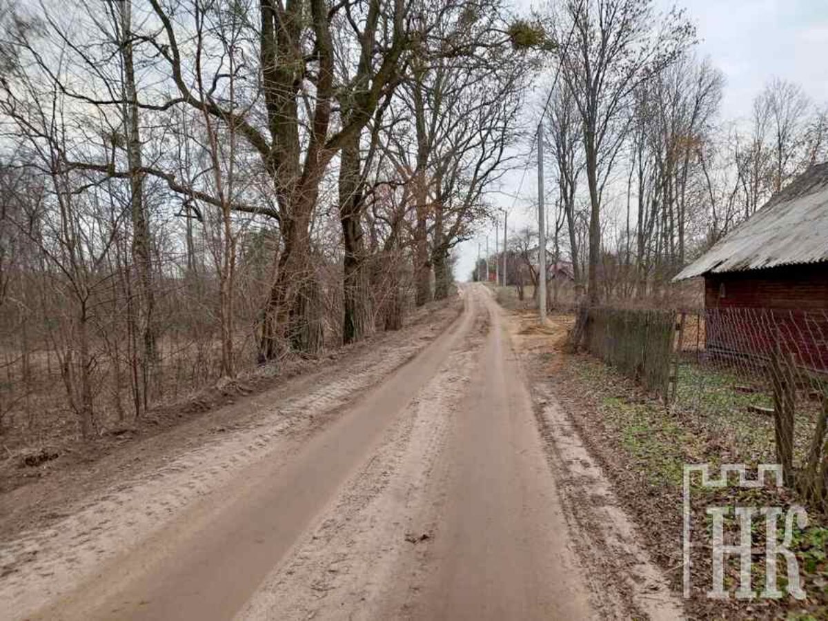 Пыль столбом стоит в Пруске Волгинове после того, как по ней проезжают  запрещенные большегрузы – KAMENEC.BY инфопортал Каменецкого района